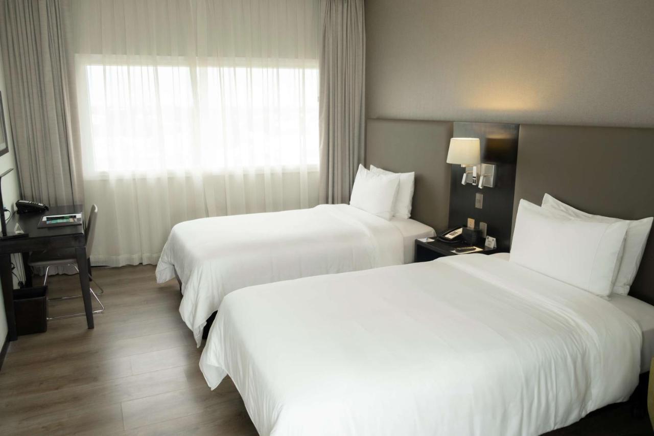 Radisson Hotel Santa Cruz Santa Cruz de La Sierra Esterno foto